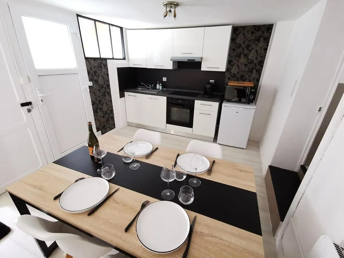 Ashley Apartment Concarneau
