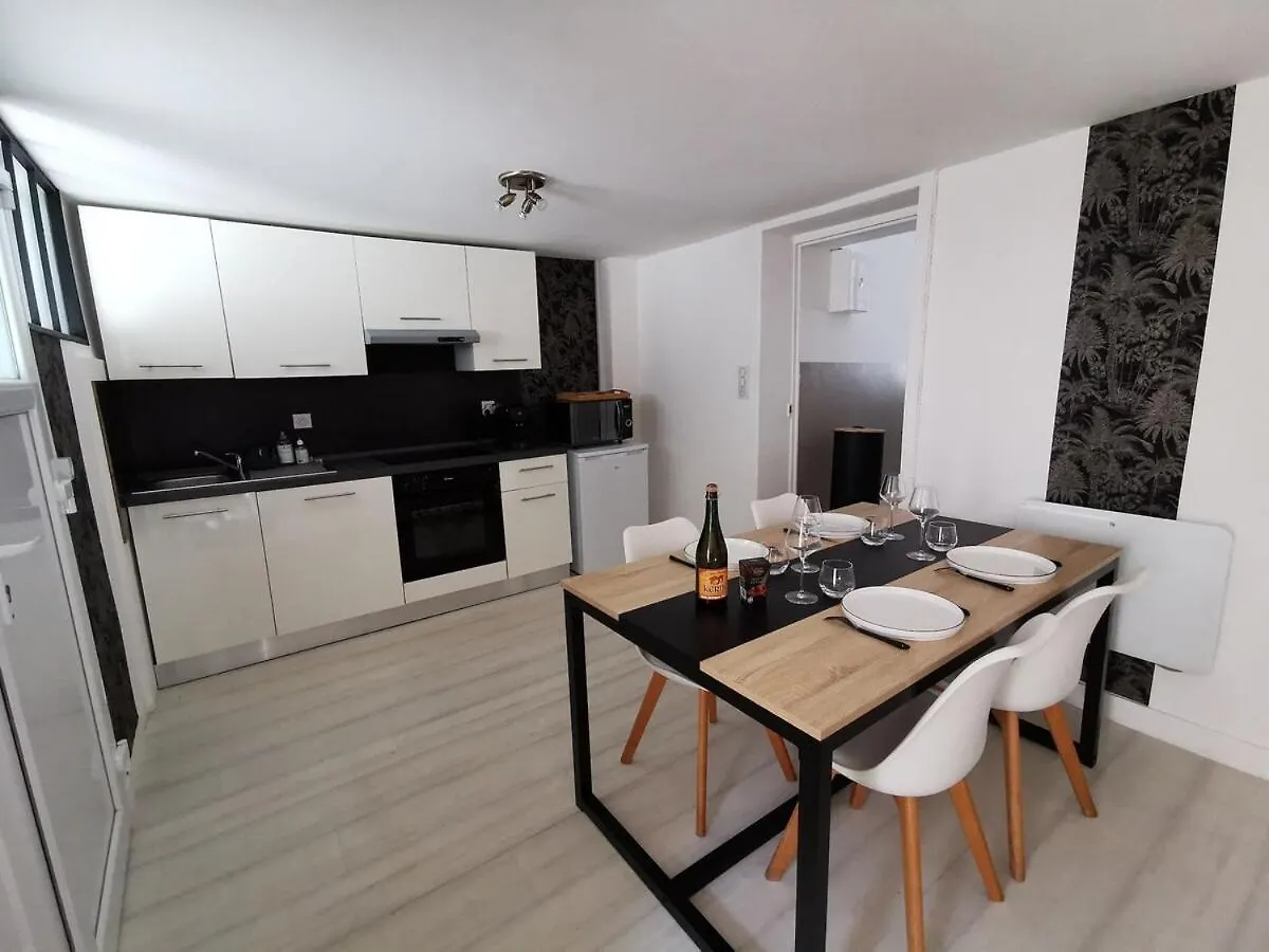 Ashley Apartment Concarneau